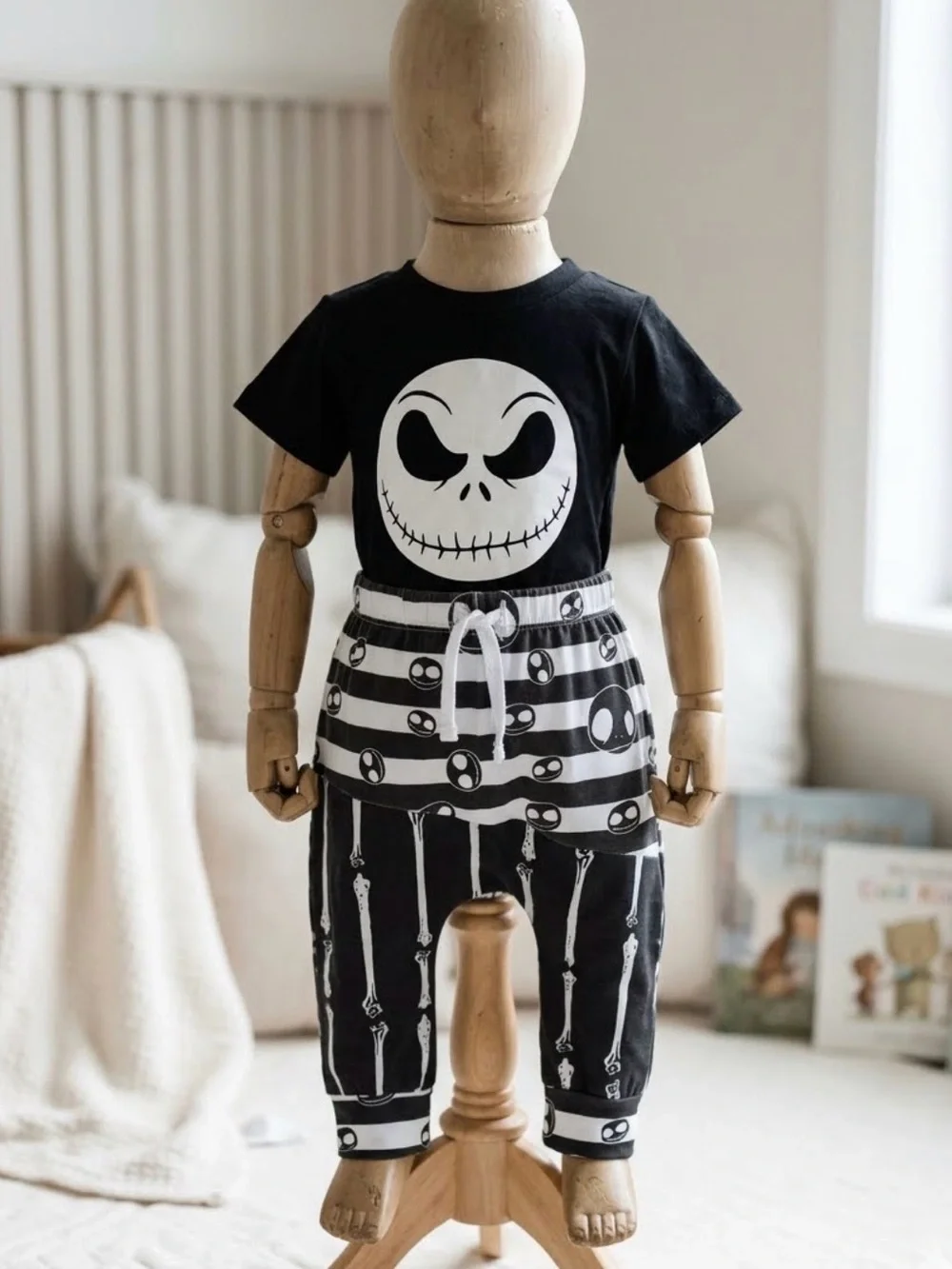 Adorable Baby kid outfit Jack the skeleton size 9-12 months